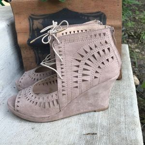 Wedge sandals! Worn a few times!